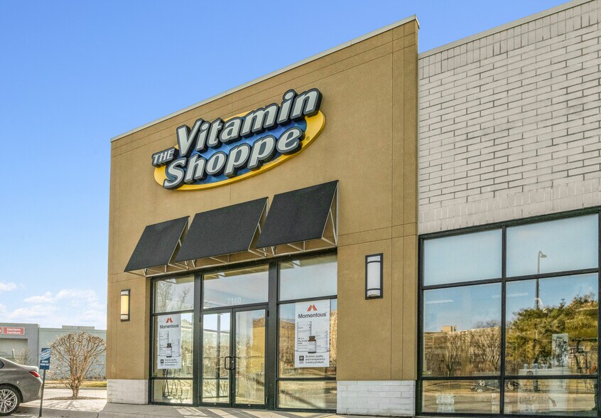 More Photos Of , Lincolnwood General Retail For Sale