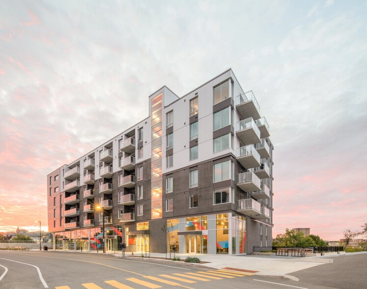 Primary Photo Of 40 Rue Jos-Montferrand, Gatineau Apartments For Lease