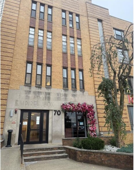 More Photos Of 70 Outwater Ln, Garfield Manufacturing For Lease