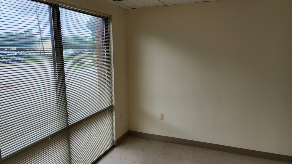More Photos Of 12221 S Kirkwood Rd, Stafford Apartments For Lease