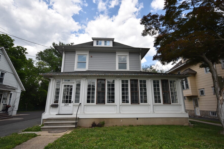 Primary Photo Of 309 White Horse Pike, Haddon Heights Office For Sale