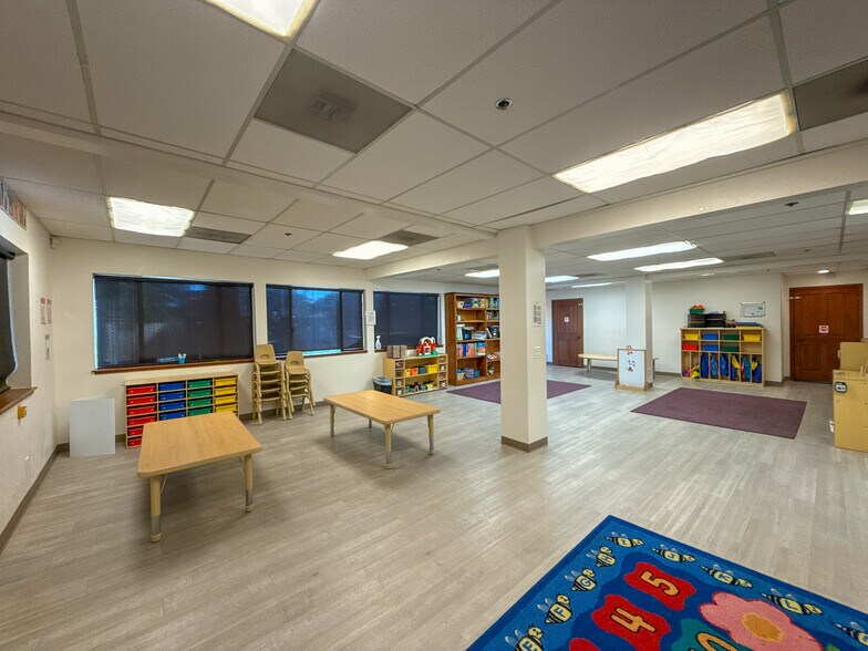 More Photos Of 101 Wikiup Dr, Santa Rosa Office For Sale