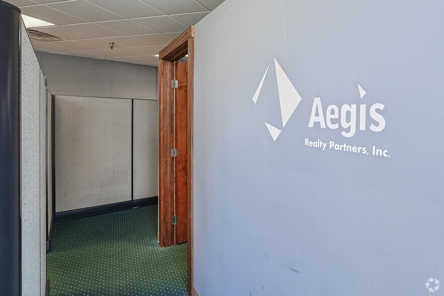 More Photos Of 1301 Grandview Ave, Pittsburgh Office For Lease