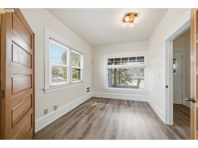 More Photos Of 245 W 13th Ave, Eugene Office For Sale