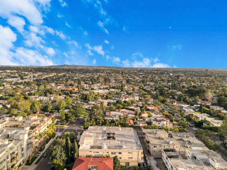More Photos Of 1833 Westholme Ave, Los Angeles Apartments For Sale