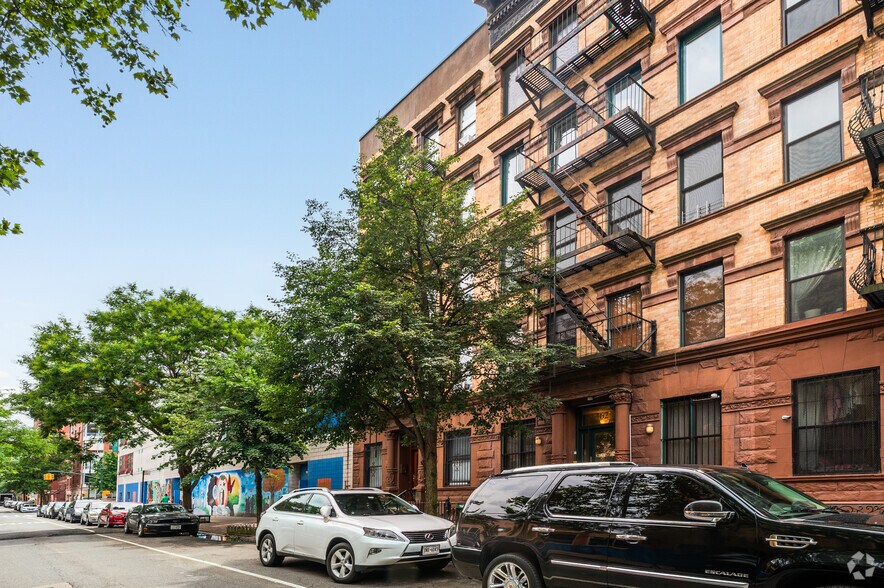 More Photos Of 360 W 119th St, New York Apartments For Sale