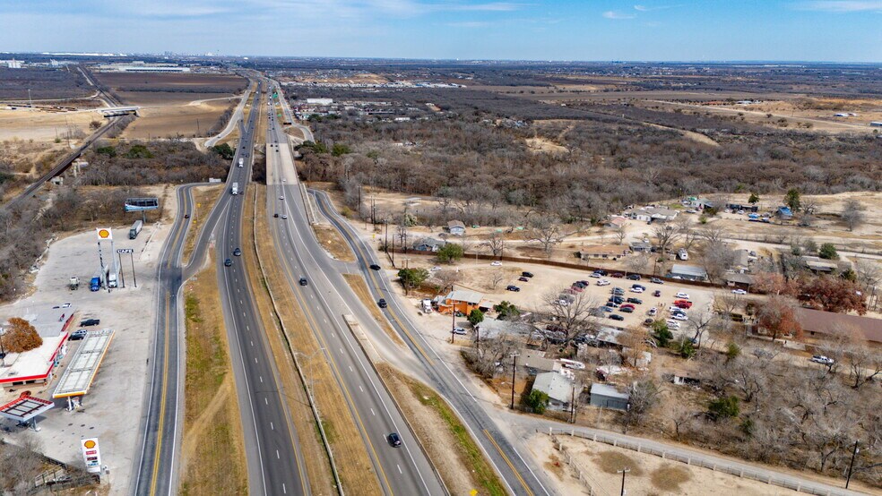 More Photos Of 13486 Interstate 35 S, Von Ormy Land For Sale