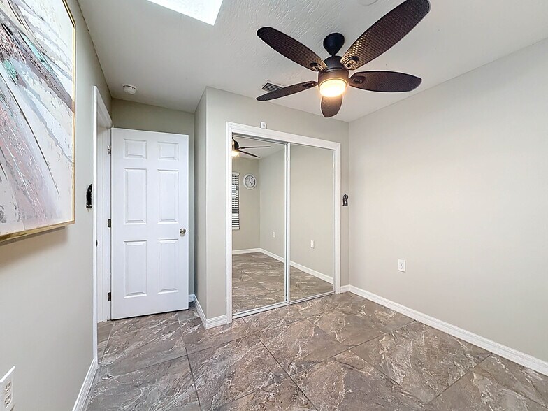 More Photos Of 421 NW 14th Pl, Crystal River Multifamily For Sale