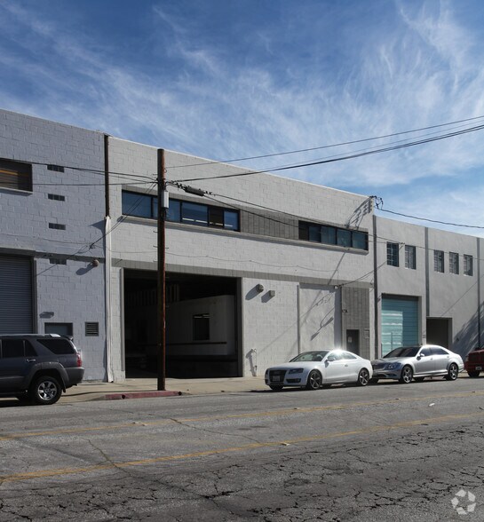 More Photos Of 322 S Date Ave, Alhambra Manufacturing For Sale