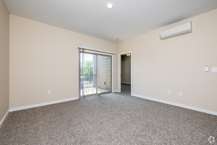 More Photos Of 13399 Charlotte St, Kansas City Apartments For Sale