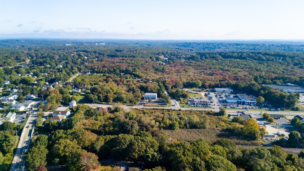 More Photos Of 16-20 Stonington Rd, Stonington Land For Sale