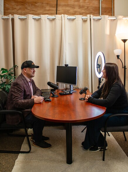 More Photos Of 19089 Jensen Way, Poulsbo Office For Sale