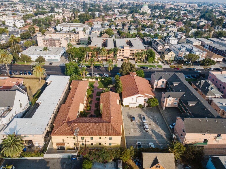 More Photos Of 2623 Ellendale Pl, Los Angeles Apartments For Sale