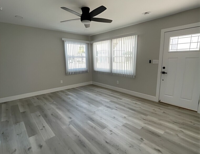 More Photos Of 608 7th St, Imperial Beach Apartments For Sale