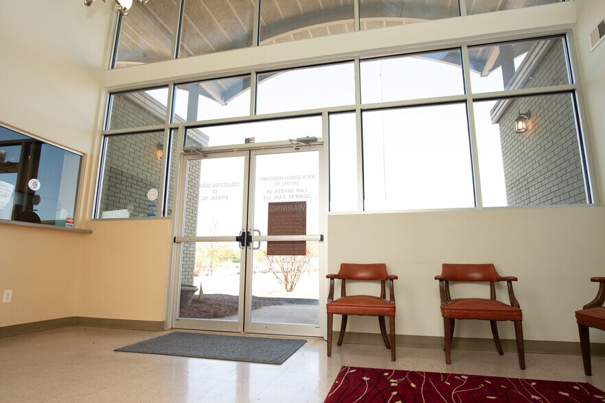 More Photos Of 110 Newton Bridge Rd, Athens Warehouse For Lease