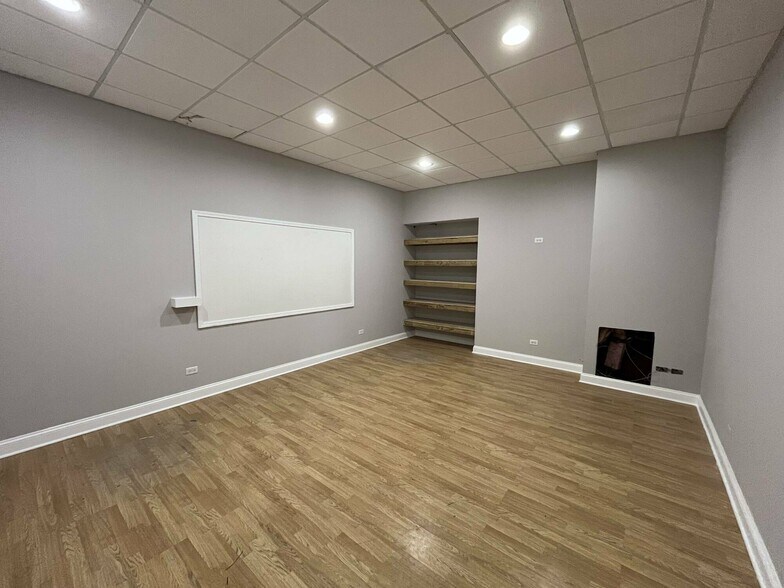 More Photos Of 119 N 10th Ave, Melrose Park Warehouse For Lease