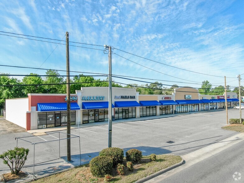 More Photos Of 5109-5137 Raeford Rd, Fayetteville Freestanding For Lease