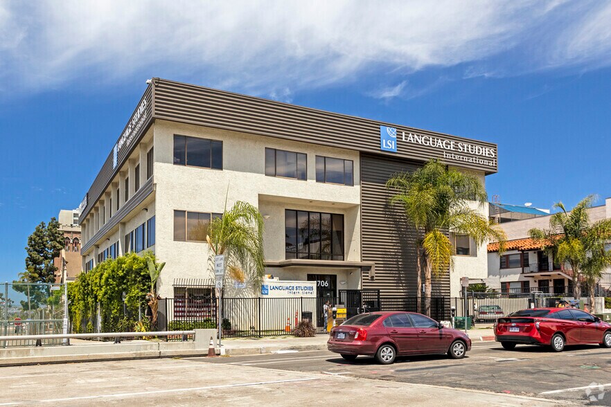 More Photos Of 1706 5th Ave, San Diego Office For Sale