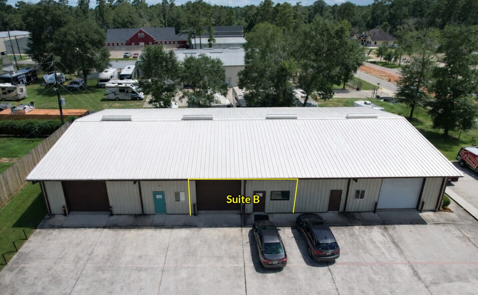 Primary Photo Of 32914 Tamina, Magnolia Warehouse For Lease