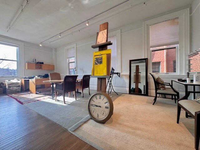 More Photos Of 1174-1178 River St, Hyde Park Office For Lease