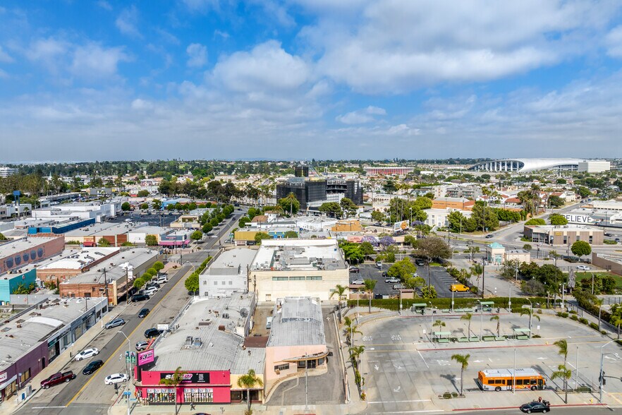 More Photos Of 320 S La Brea Ave, Inglewood Freestanding For Lease