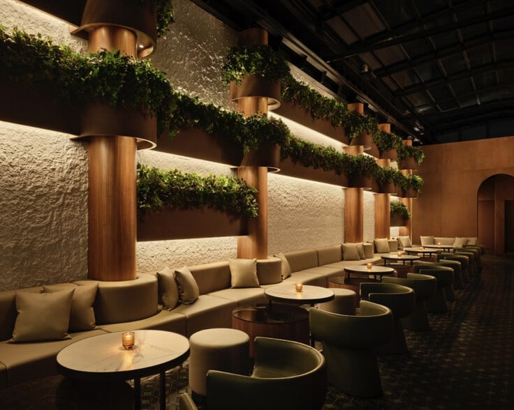 More Photos Of 21 W 35th St, New York Restaurant For Sale