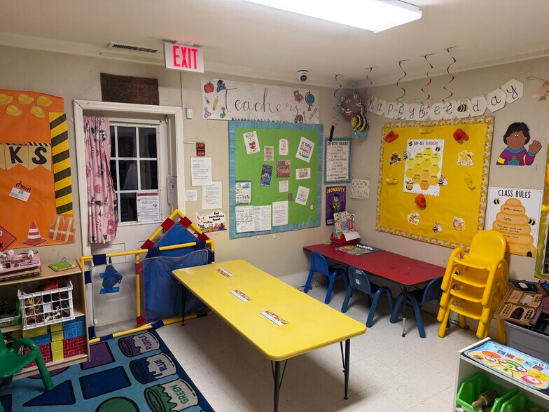 More Photos Of 96 W Felton Rd, Cartersville Office For Sale