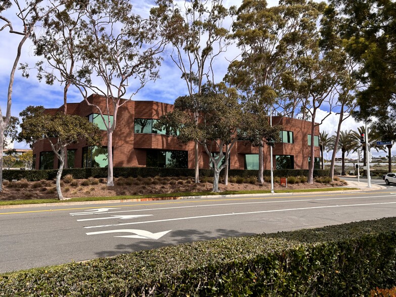 Primary Photo Of 280 Newport Center Dr, Newport Beach Medical For Lease