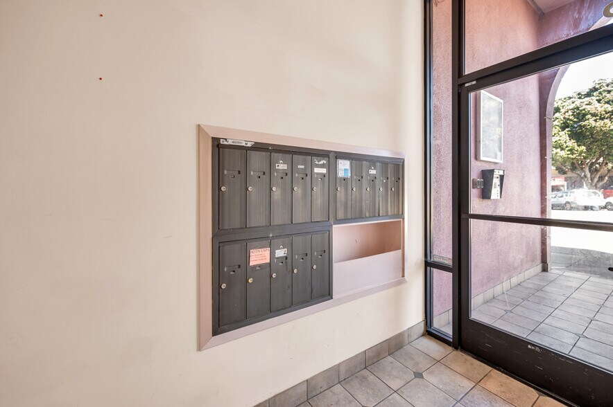 More Photos Of 2301-2323 Noriega St, San Francisco Medical For Sale