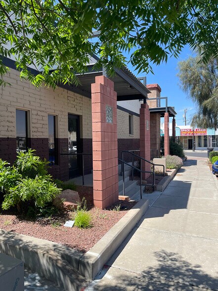 More Photos Of 108 Market St, Henderson Office For Lease