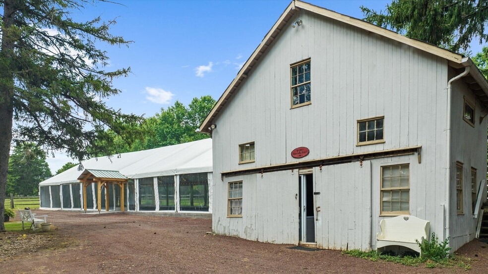 More Photos Of 5358 York Rd, Doylestown Hospitality For Sale
