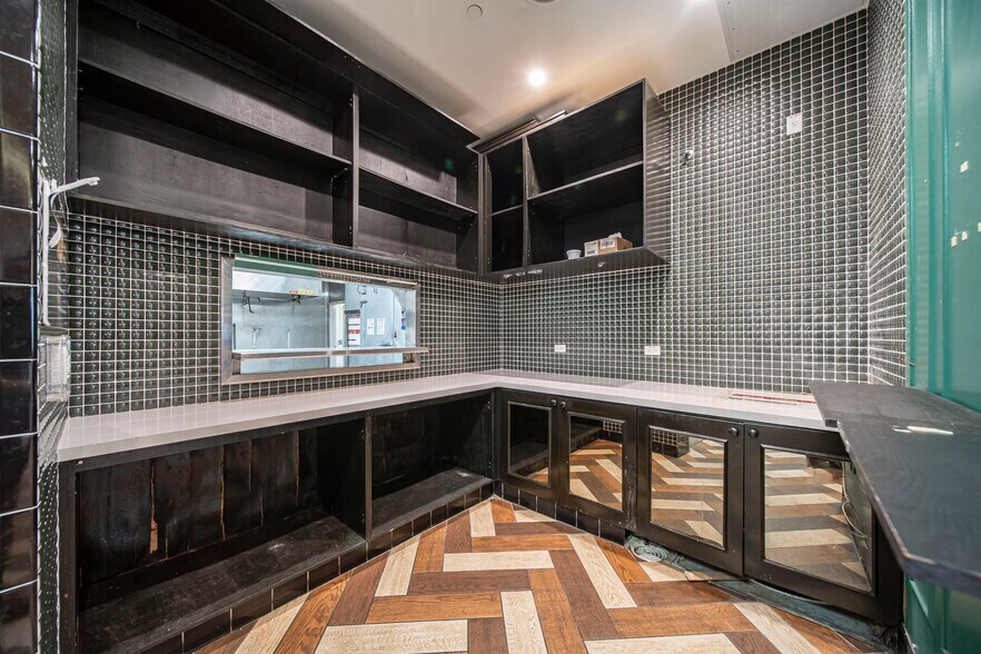 More Photos Of 580 N Atlantic Blvd, Monterey Park Apartments For Lease