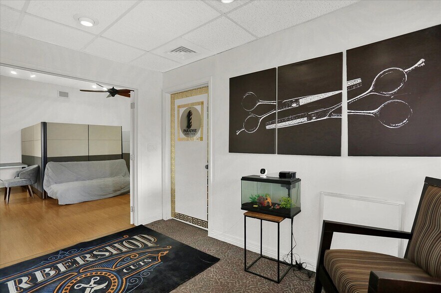 More Photos Of 1201 S Parker Rd, Denver Medical For Sale