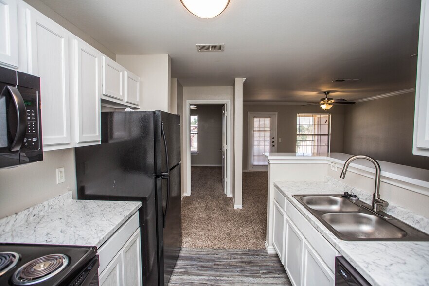 More Photos Of , Lubbock Multifamily For Sale