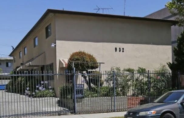 Primary Photo Of 932 S Gramercy Pl, Los Angeles Apartments For Sale