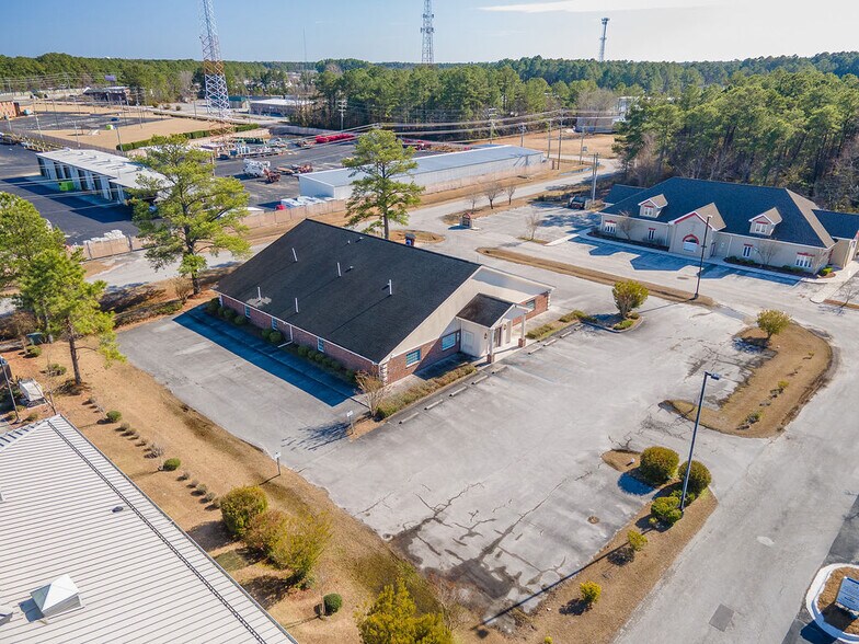 More Photos Of 217-219 Station St, Jacksonville Medical For Sale