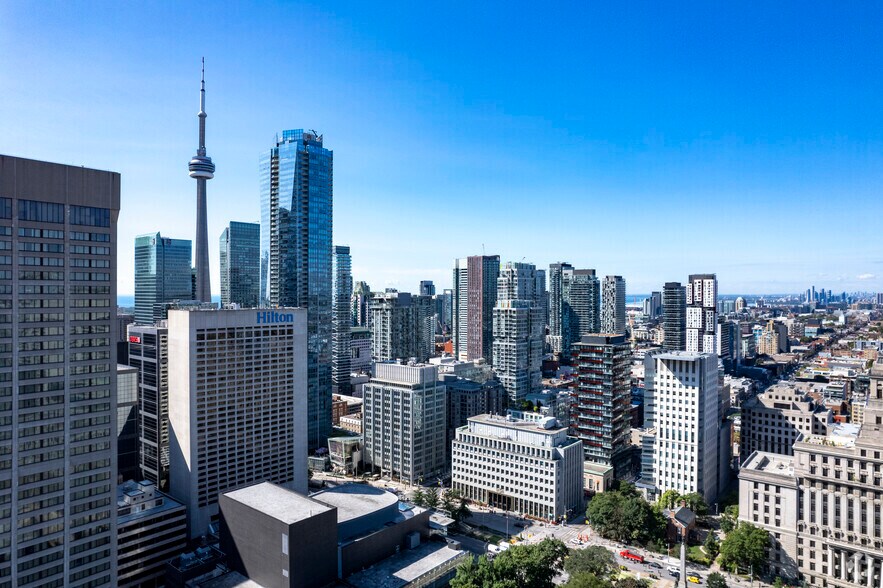 More Photos Of 250 University Ave, Toronto Coworking Space