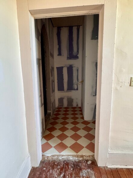 More Photos Of 2720 Cleveland St, Elloree Storefront Retail Residential For Sale