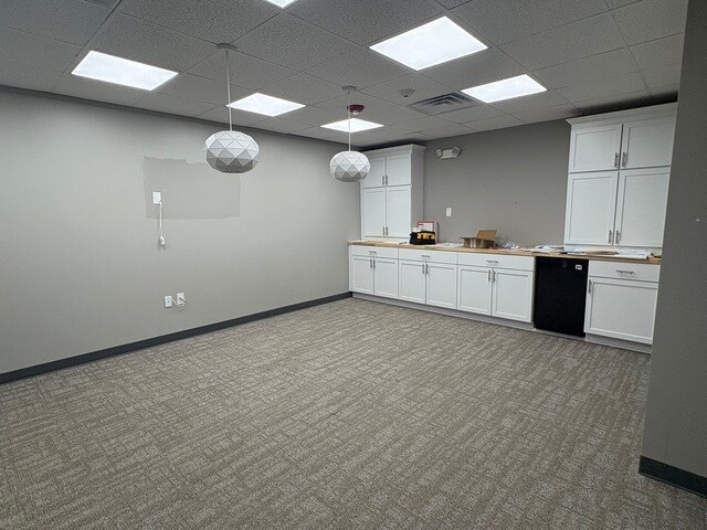 More Photos Of 311 N Kinzie Ave, Bradley Office For Lease