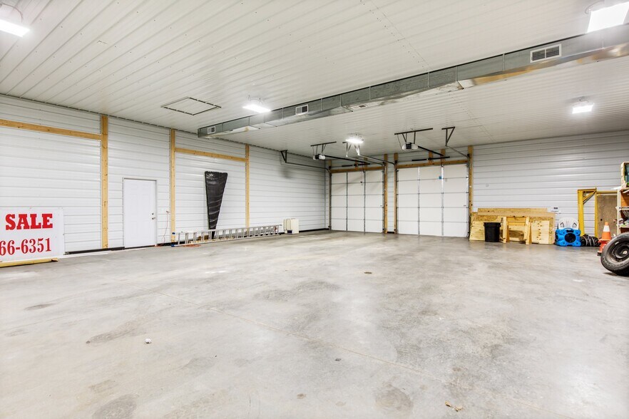 More Photos Of 516-522 Benham St, Bonne Terre Office For Lease