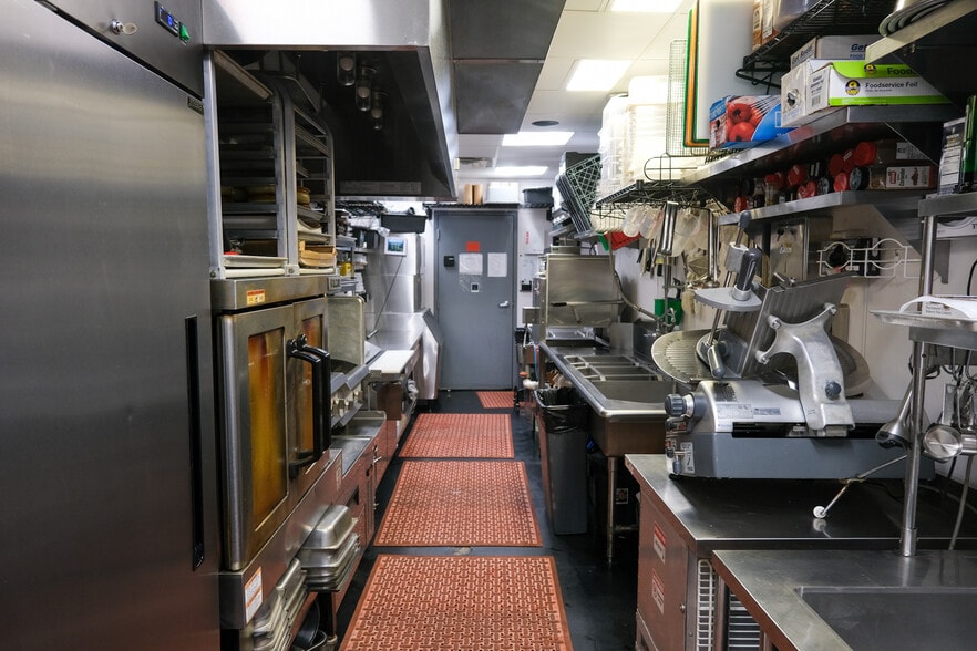 More Photos Of 220 E Coffee St, Greenville Restaurant For Lease