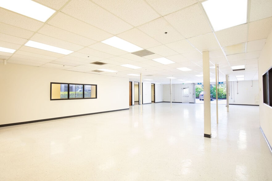 More Photos Of 145-155 N Wolfe Rd, Sunnyvale Flex For Sale