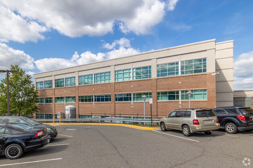 More Photos Of 8644 Sudley Rd, Manassas Medical For Lease