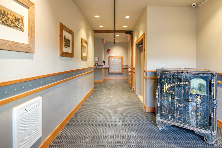 More Photos Of 536 Herald St, Victoria Apartments For Lease