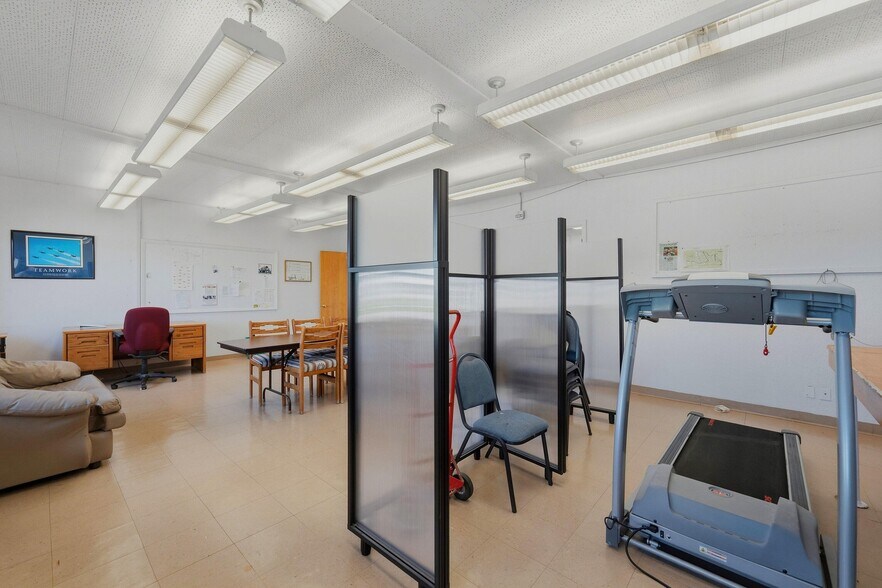 More Photos Of 1930 E Main St, Trinidad Office For Sale
