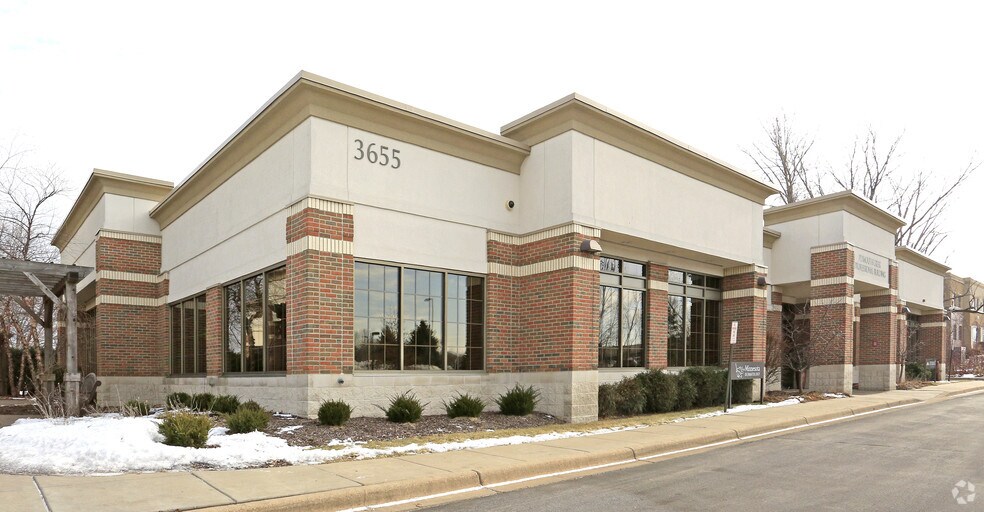 More Photos Of 3675 Plymouth Blvd, Plymouth Office For Lease