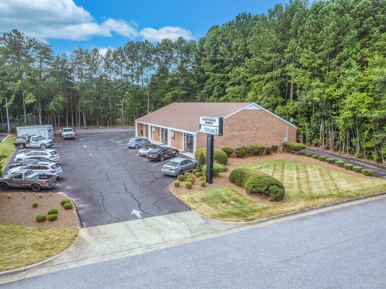 More Photos Of 621-625 Huntsman Ct, Gastonia Medical For Lease