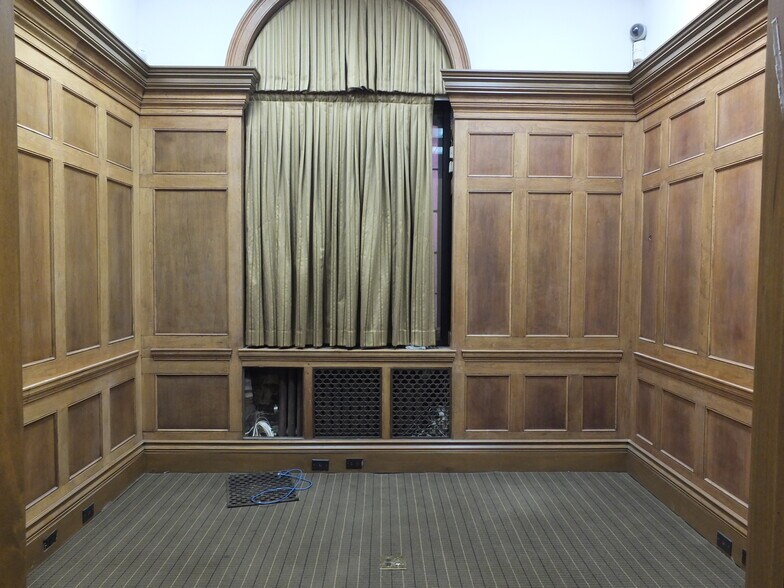 More Photos Of 545 Broadway, Brooklyn Office Residential For Lease