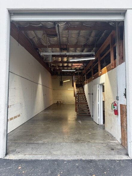 More Photos Of 1814 Empire Industrial Ct, Santa Rosa Warehouse For Sale