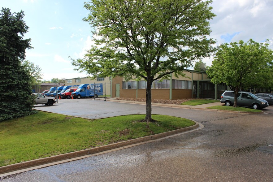 Primary Photo Of 1729 S Wadsworth Blvd, Lakewood Warehouse For Lease